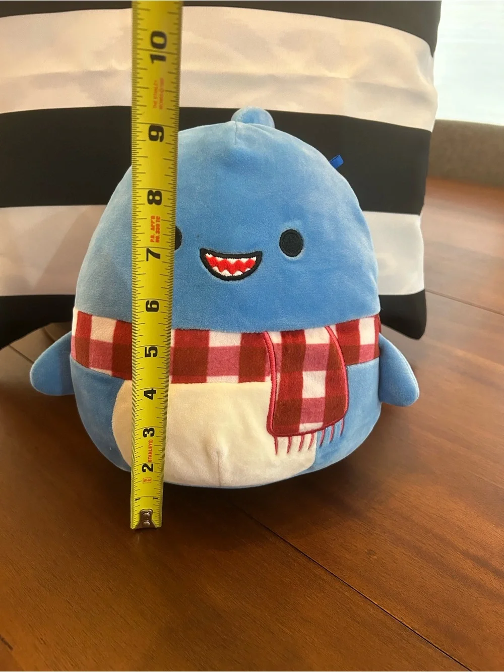 Squishmallow Rey The Shark